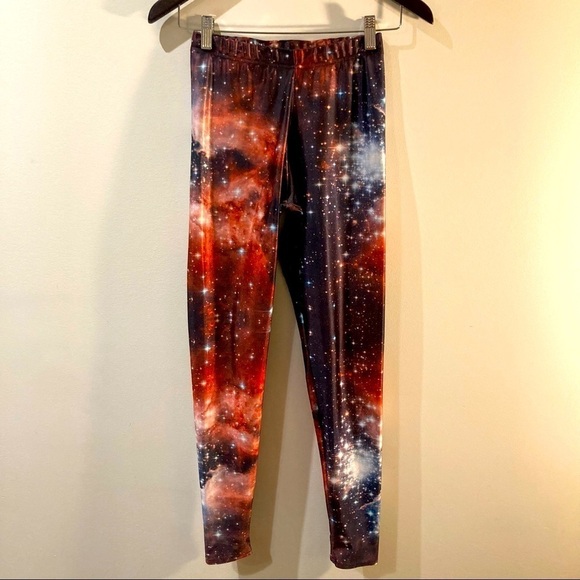 BLACKMILK Sz M Red Galaxy Nova Galactic Space Stars Shiny Art to Wear  Leggings - Picture 2 of 7